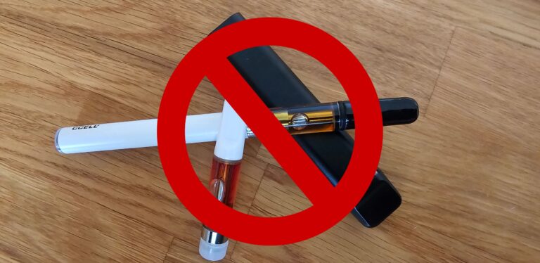 Vapes med förbudsmärke över symboliserar att THCP och HHC-O kommer förbjudas